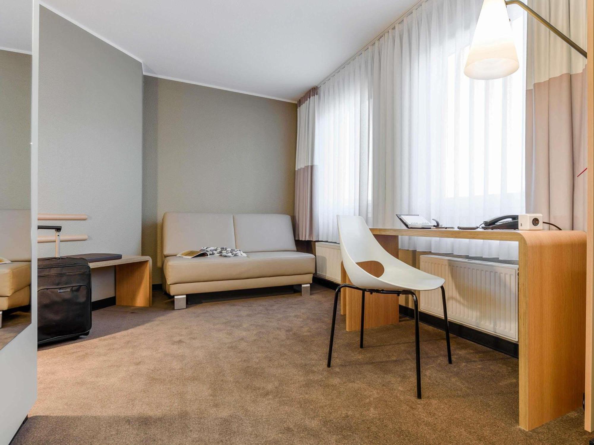 Superior Riverside Room Wheelchair Accessible